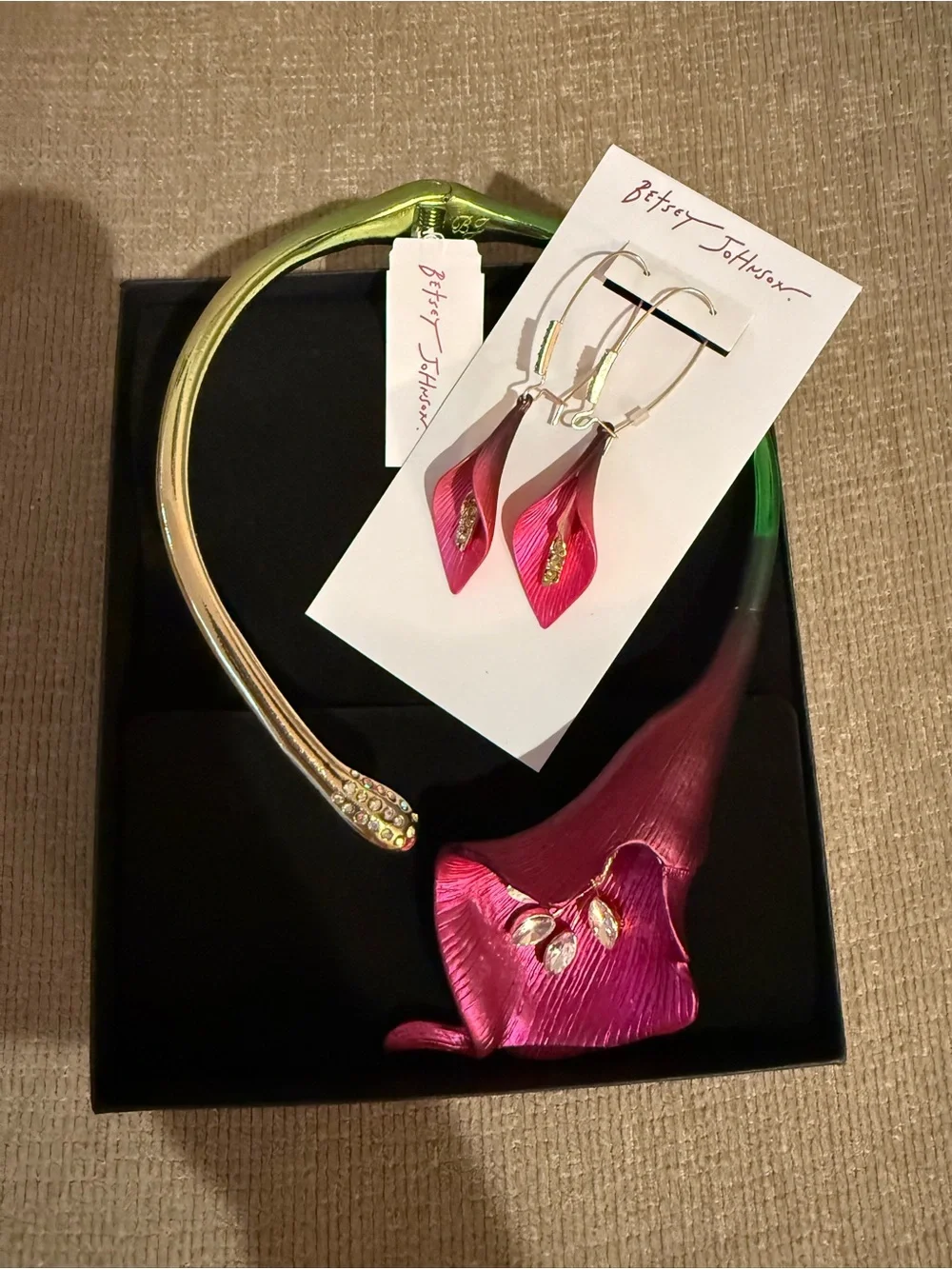 Betsey Johnson Calla Lily Necklace and Earrings Set